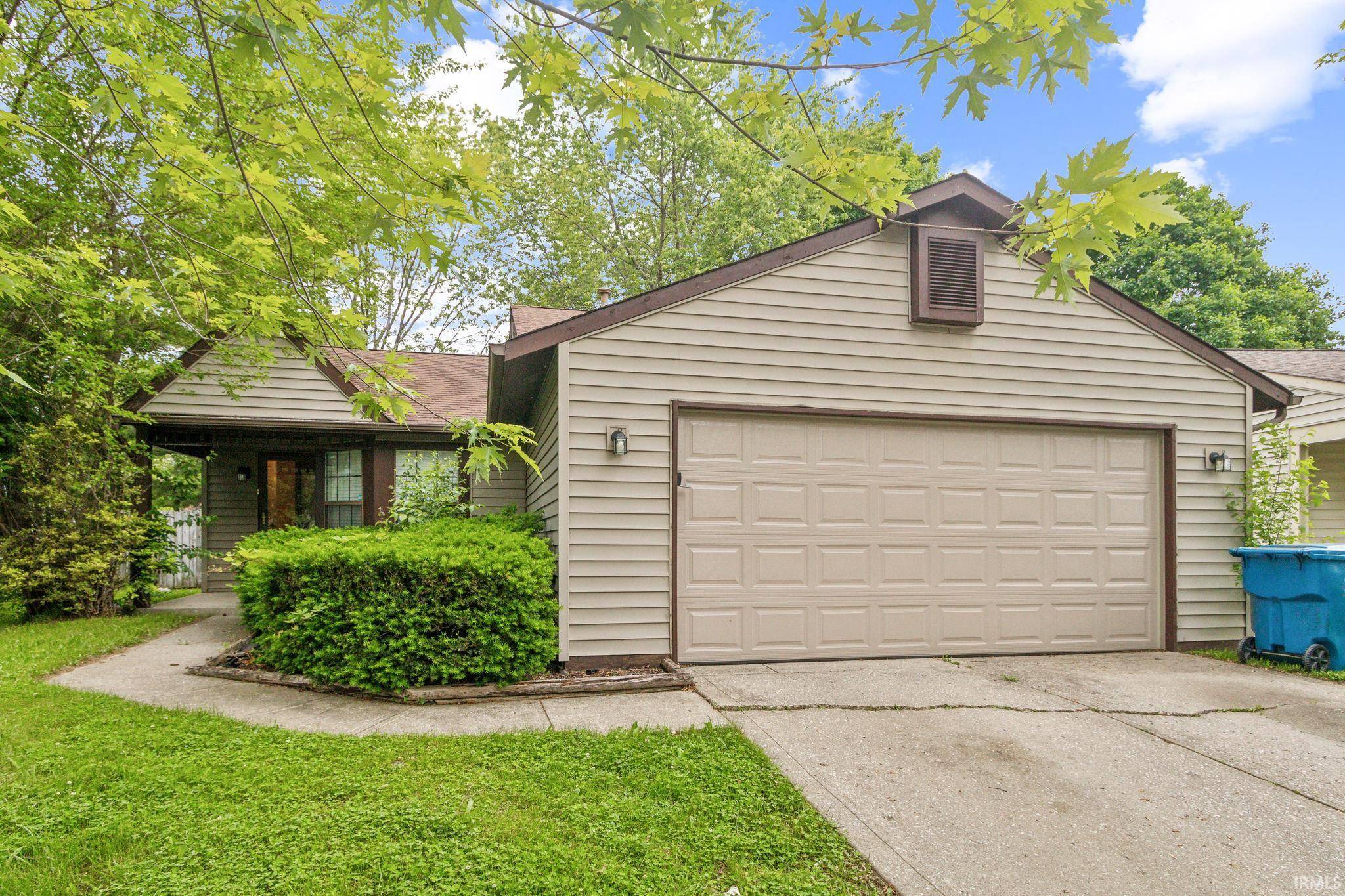 11114 E Wismar Drive, Indianapolis, IN 46235-9719