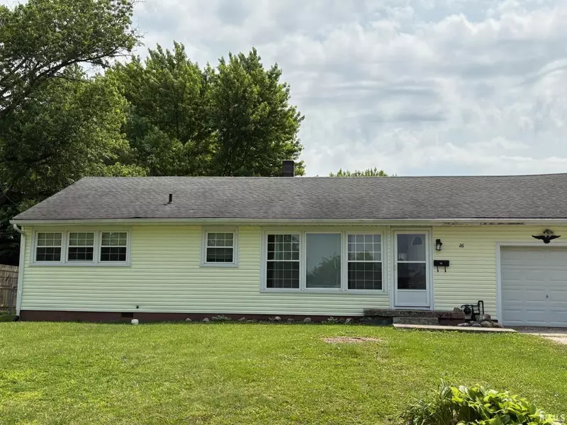 26 Crescent Court, Chesterfield, IN 46017-1005