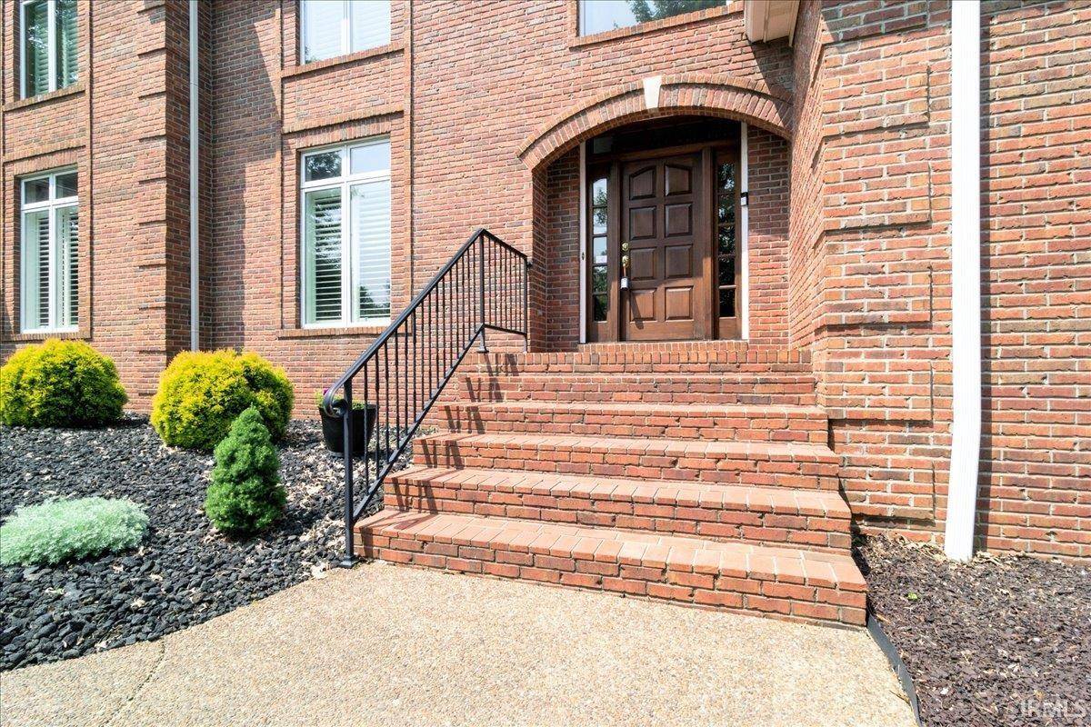 Newburgh, IN 47630,6666 Hillsgate Court