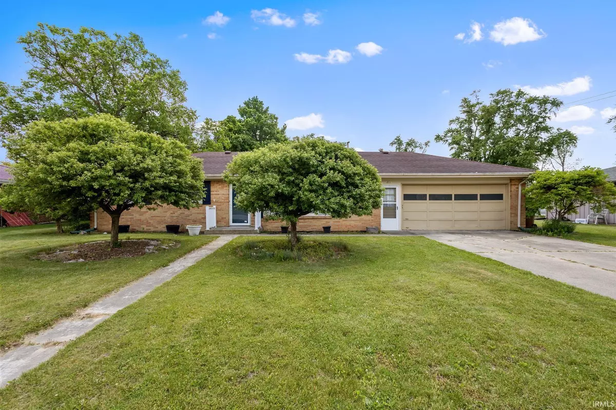 Monticello, IN 47960,211 Condo Street