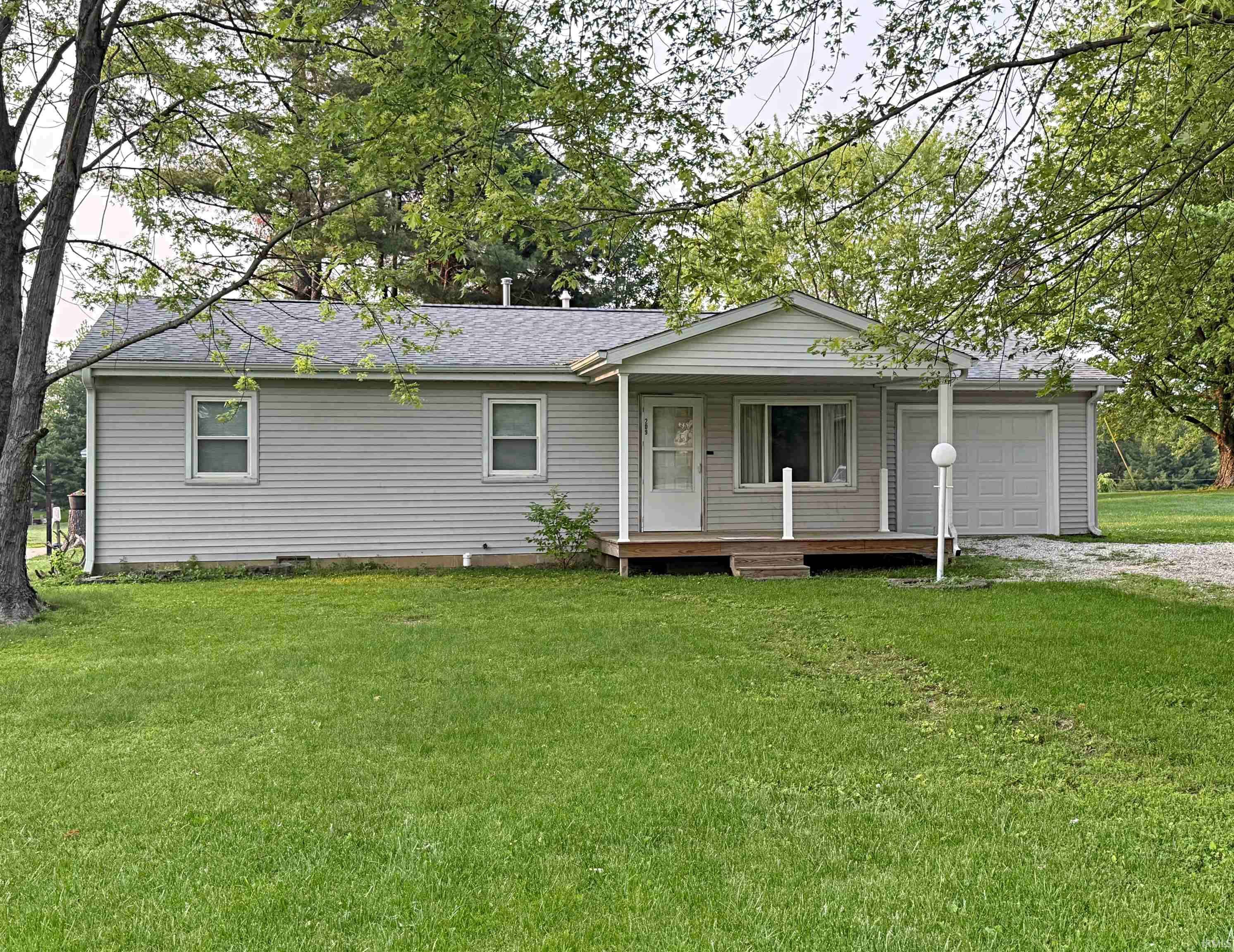 209 Acton Street, Loogootee, IN 47553