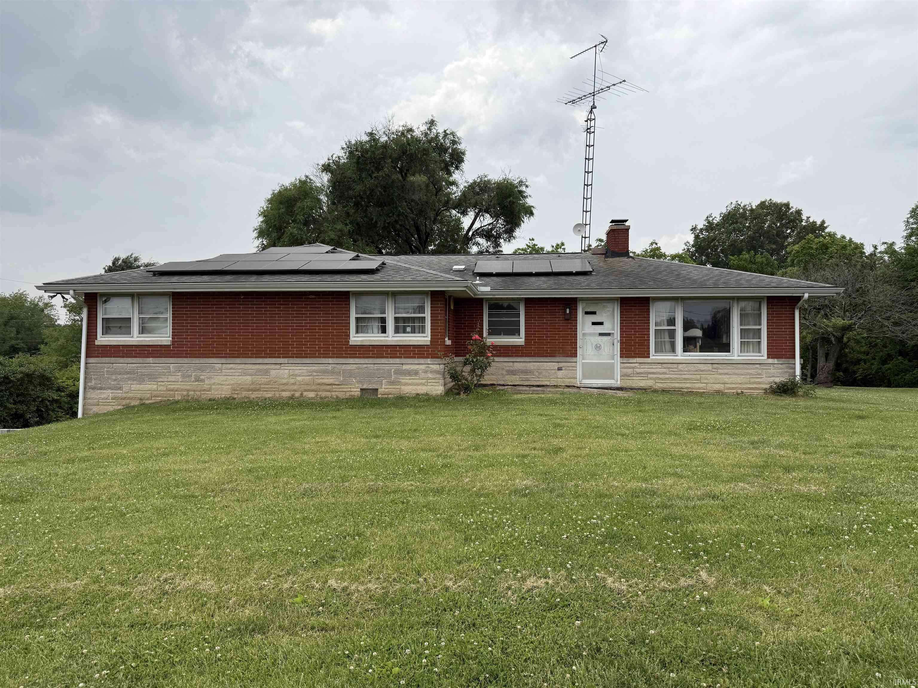 4951 S Road 162, Huntingburg, IN 47542
