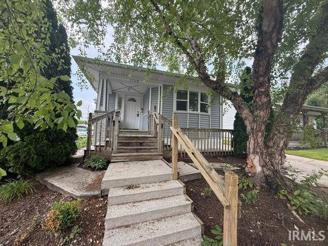 3708 Foresthill Avenue, Fort Wayne, IN 46805