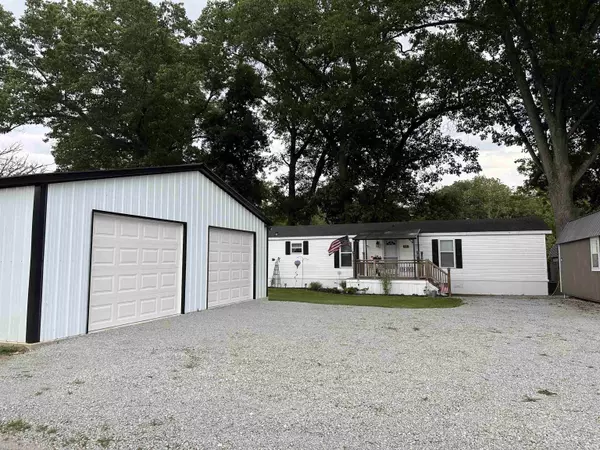 Monticello, IN 47960-6505,6843 N 1225 W