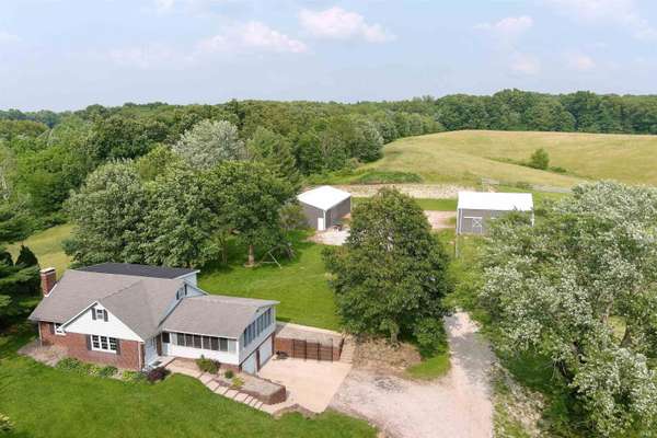 4074 S 50 E, Huntingburg, IN 47542
