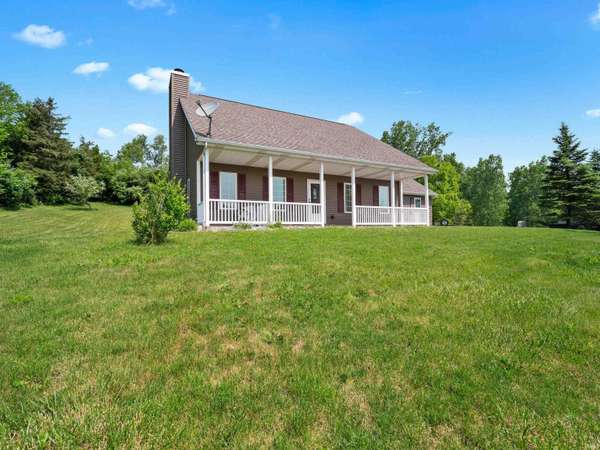 17723 Auburn Road, Huntertown, IN 46748