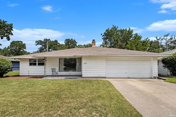2425 Club Drive,  South Bend,  IN 46615