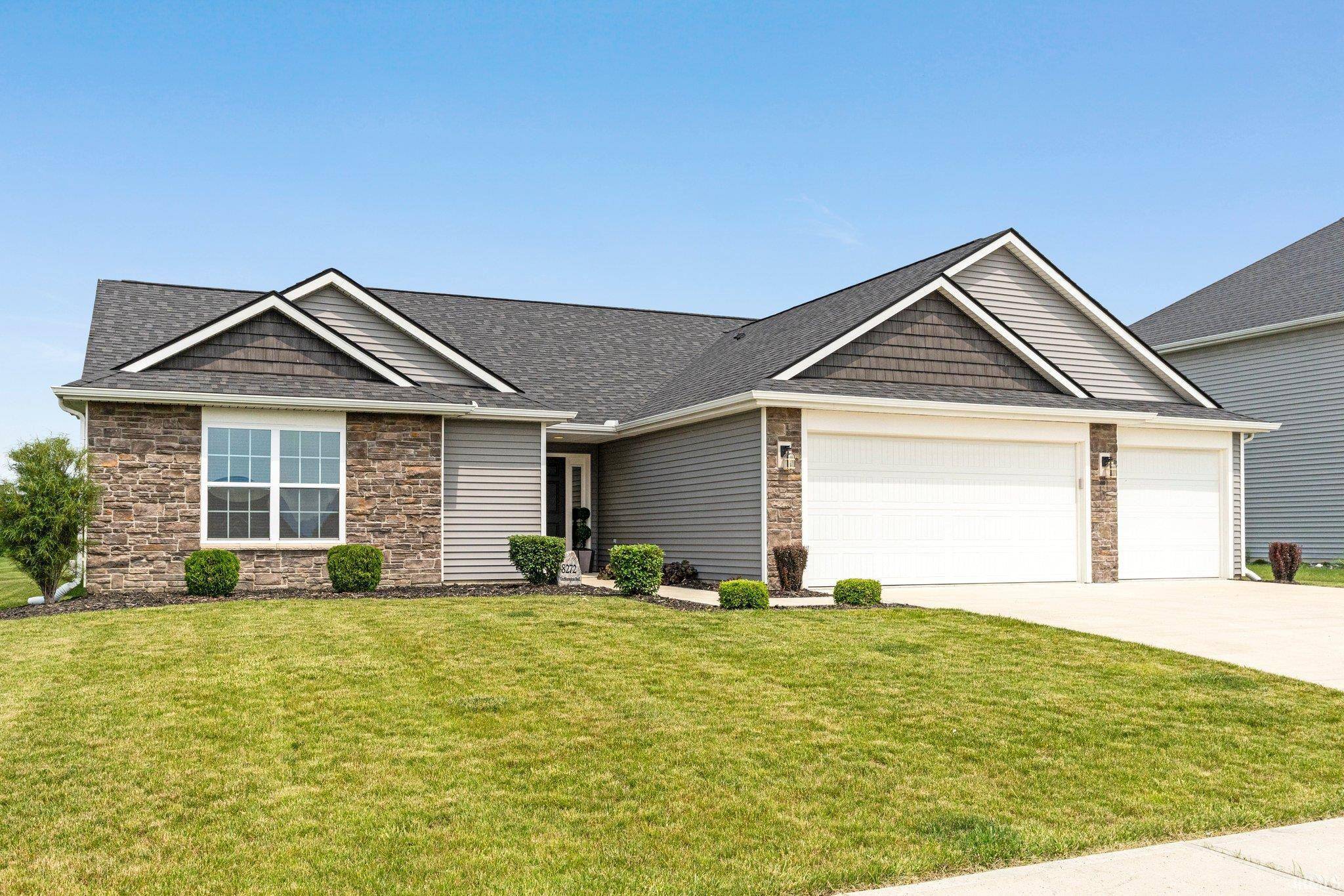 8272 Easthampton Boulevard, Fort Wayne, IN 46835
