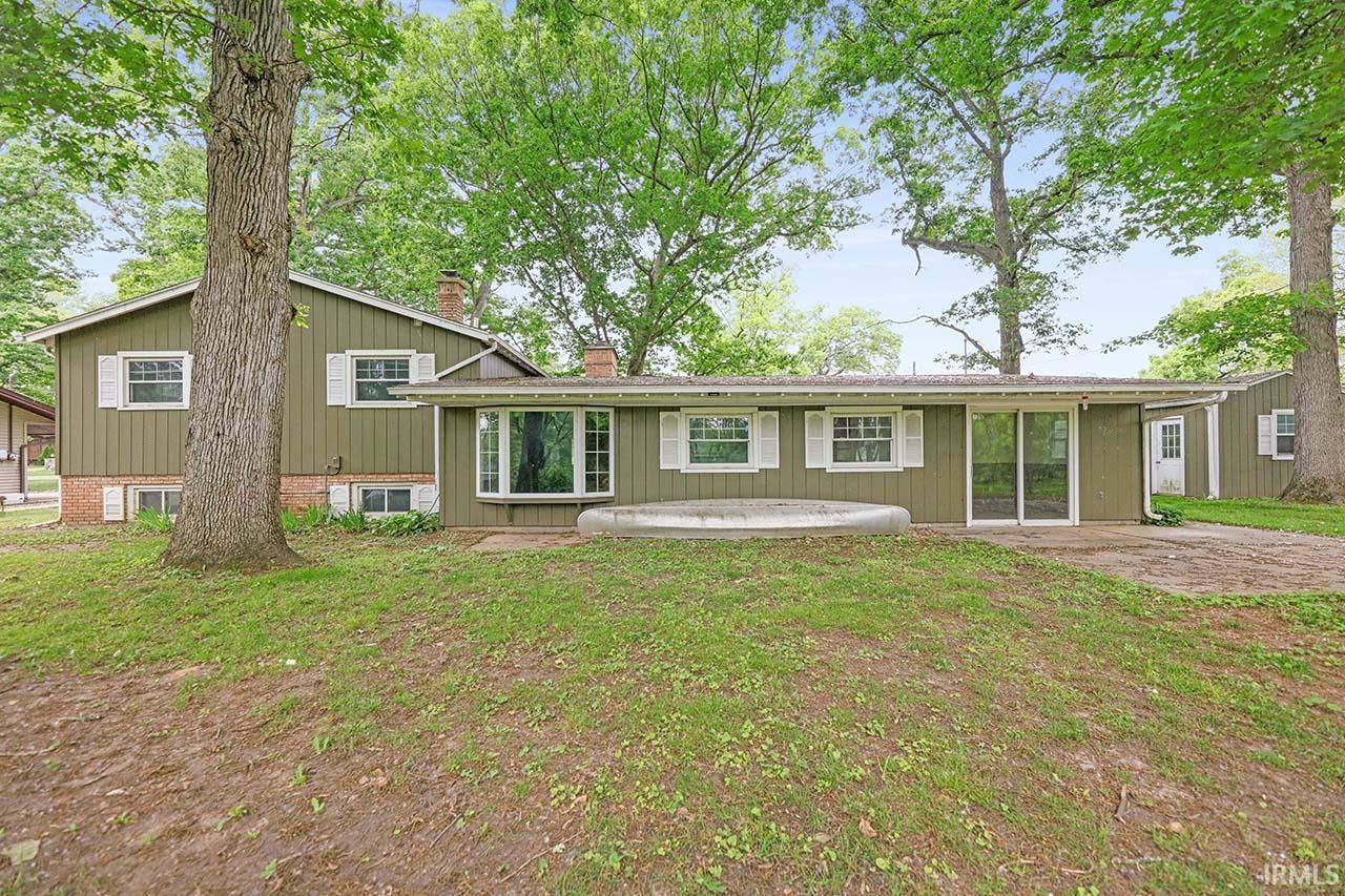 20484 County Road 8 Road, Bristol, IN 46507-9714