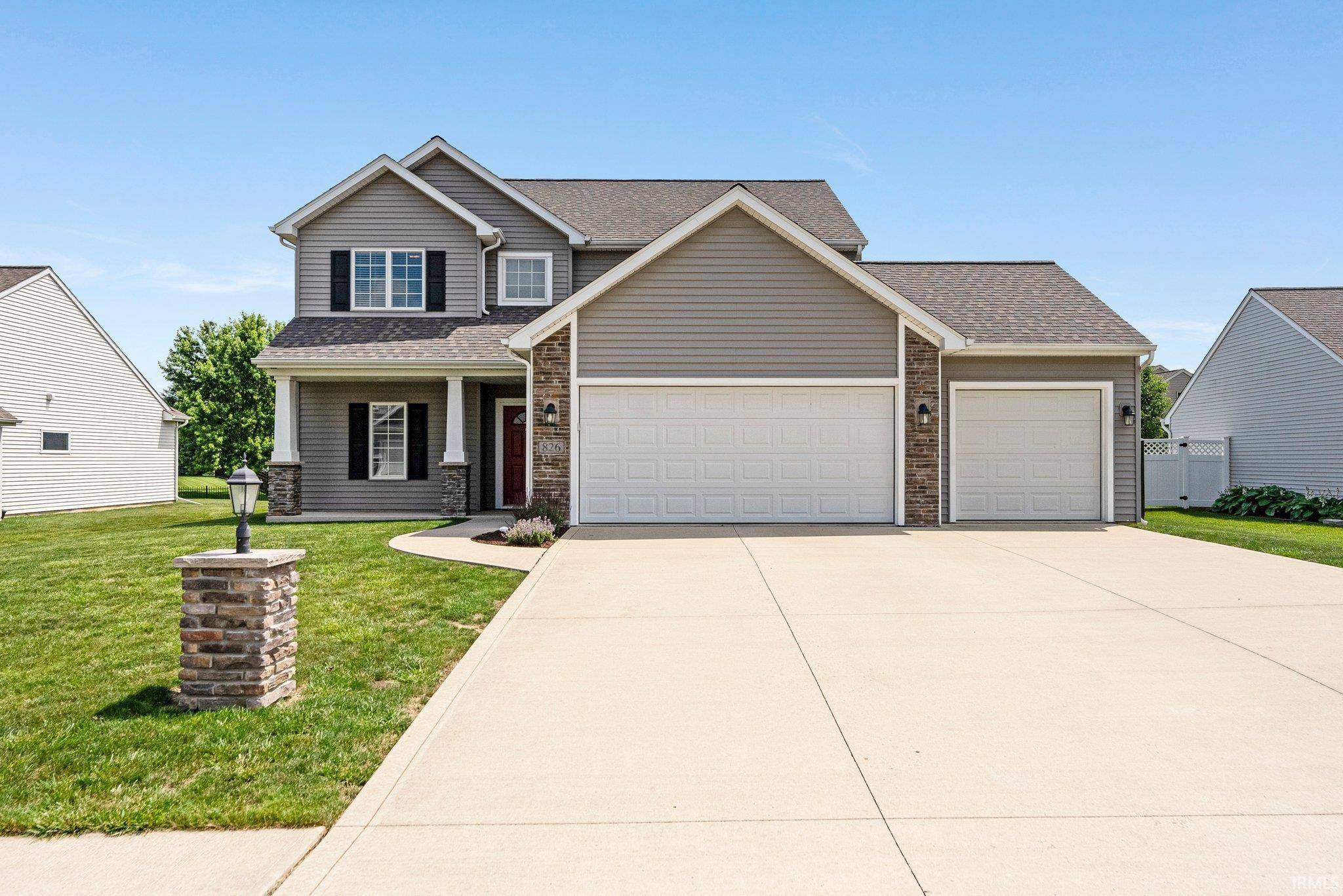 826 Clairborne Drive, Fort Wayne, IN 46818