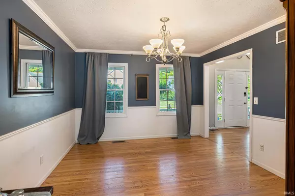 Granger, IN 46530-5844,53135 W Cedar Lake Drive