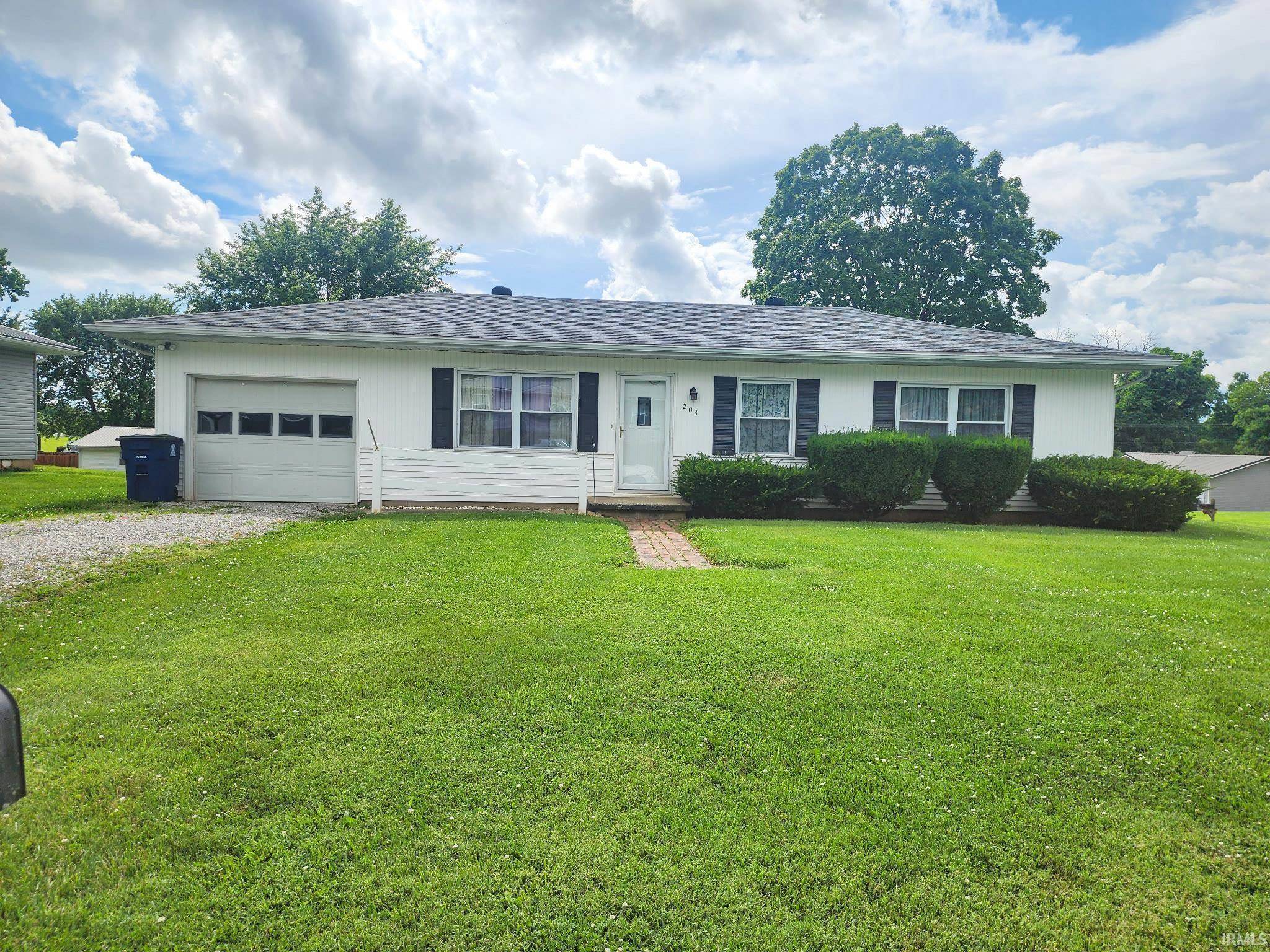 203 S Center Street, Princeton, IN 47670