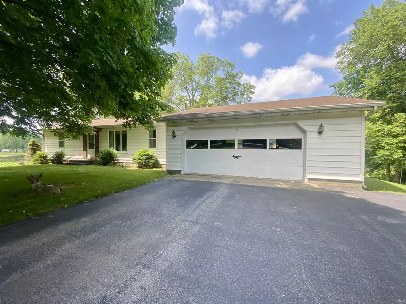 3657 S West Trail, Mentone, IN 46539-9520