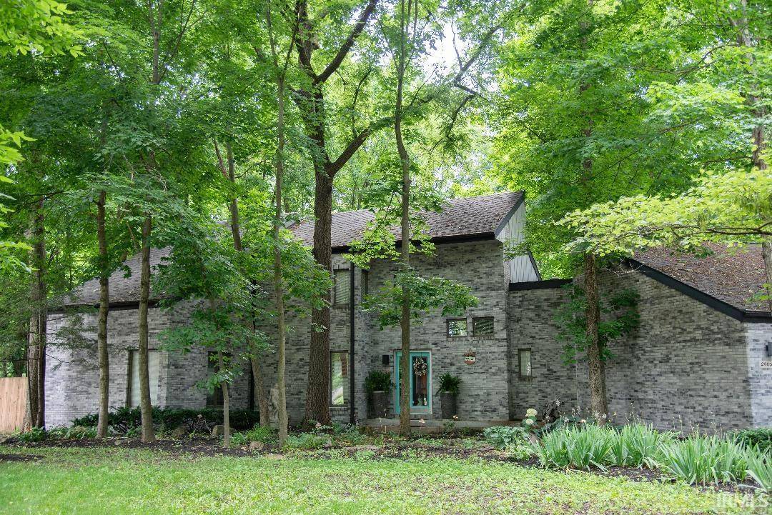 2305 N Kensington Way, Muncie, IN 47304