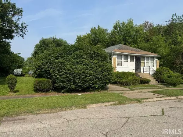 137 S Lake Street, South Bend, IN 46619