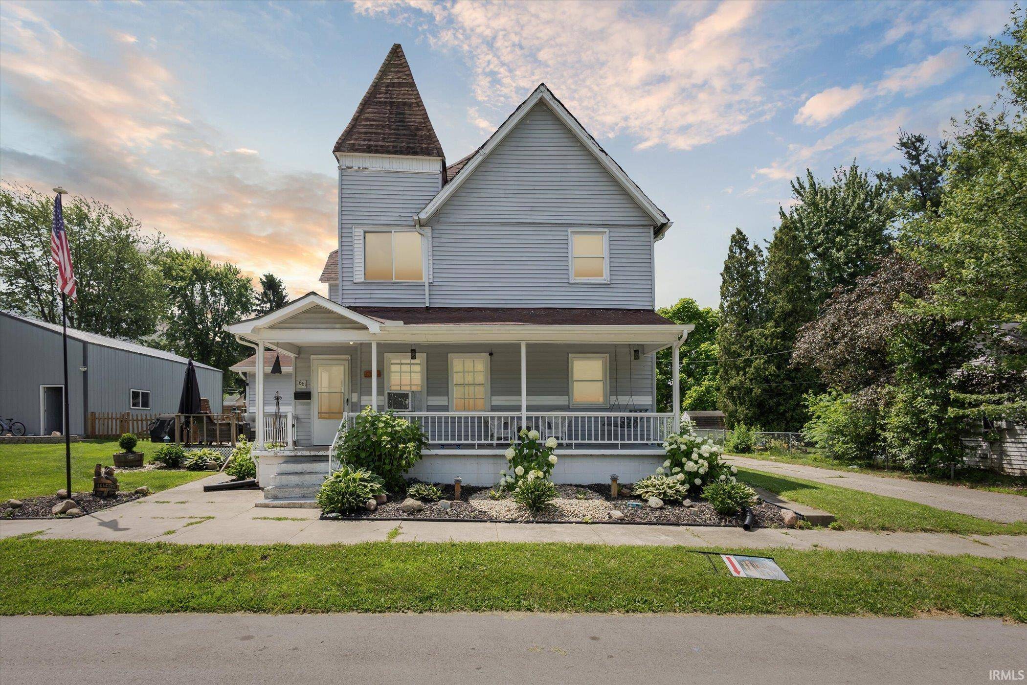 661 W Jefferson Street, Warsaw, IN 46580-2558