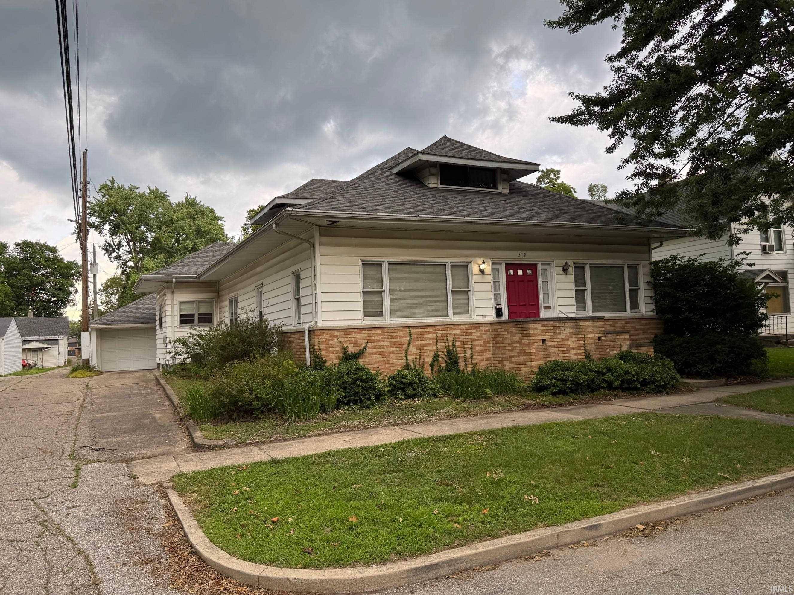 312 W 9th Street, Rochester, IN 46975