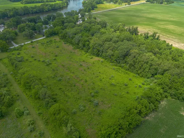 6451 N EAST SHAFER Drive, Monticello, IN 47960