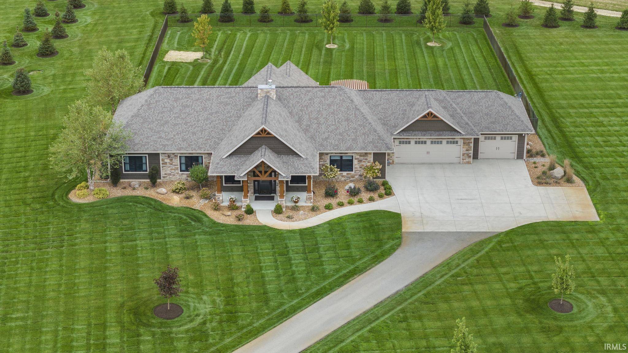 9345 Notestine Road, Fort Wayne, IN 46835