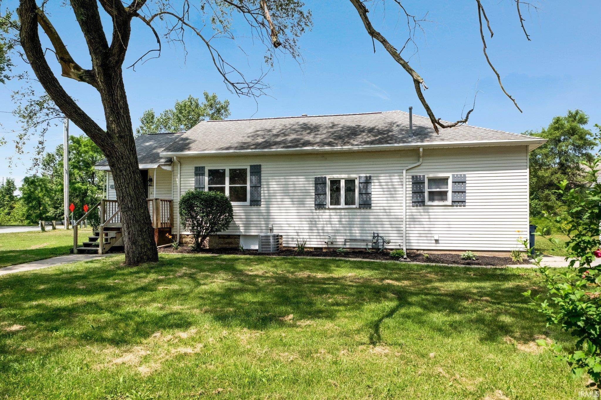 6407 Old Maumee Road, Fort Wayne, IN 46803