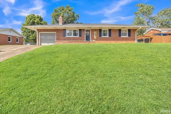 2607 Meadow Lark Lane, Evansville, IN 47720