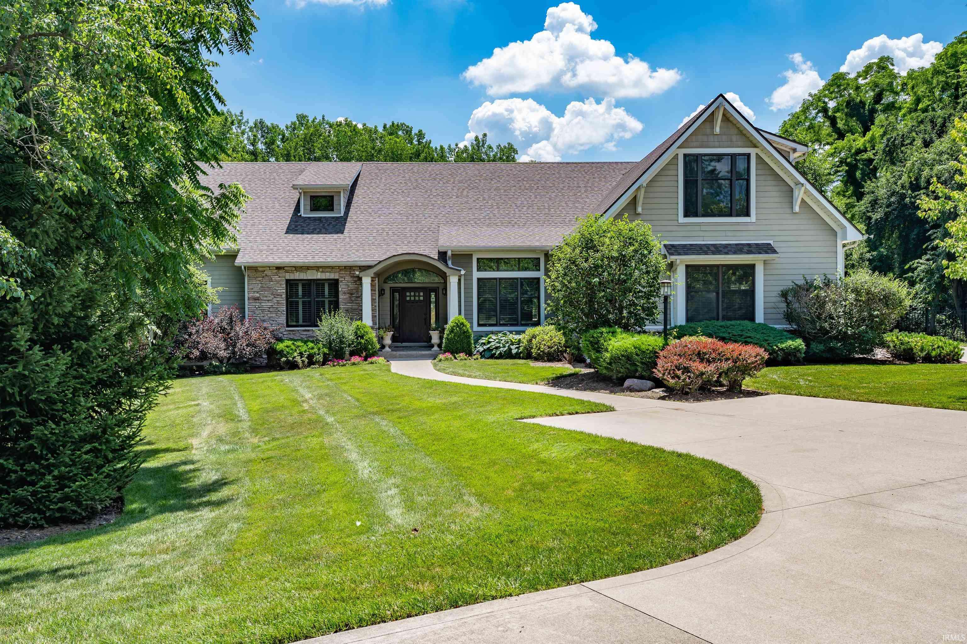14527 Egrets Court, Fort Wayne, IN 46814