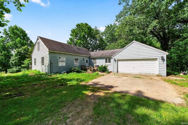 5515 S 800 E, Knox, IN 46534-8349