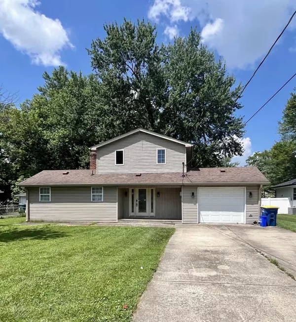 901 N Clarkdale Drive, Muncie, IN 47304