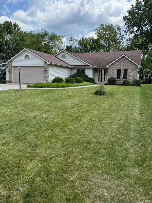 15218 Water Oak Place, Huntertown, IN 46748