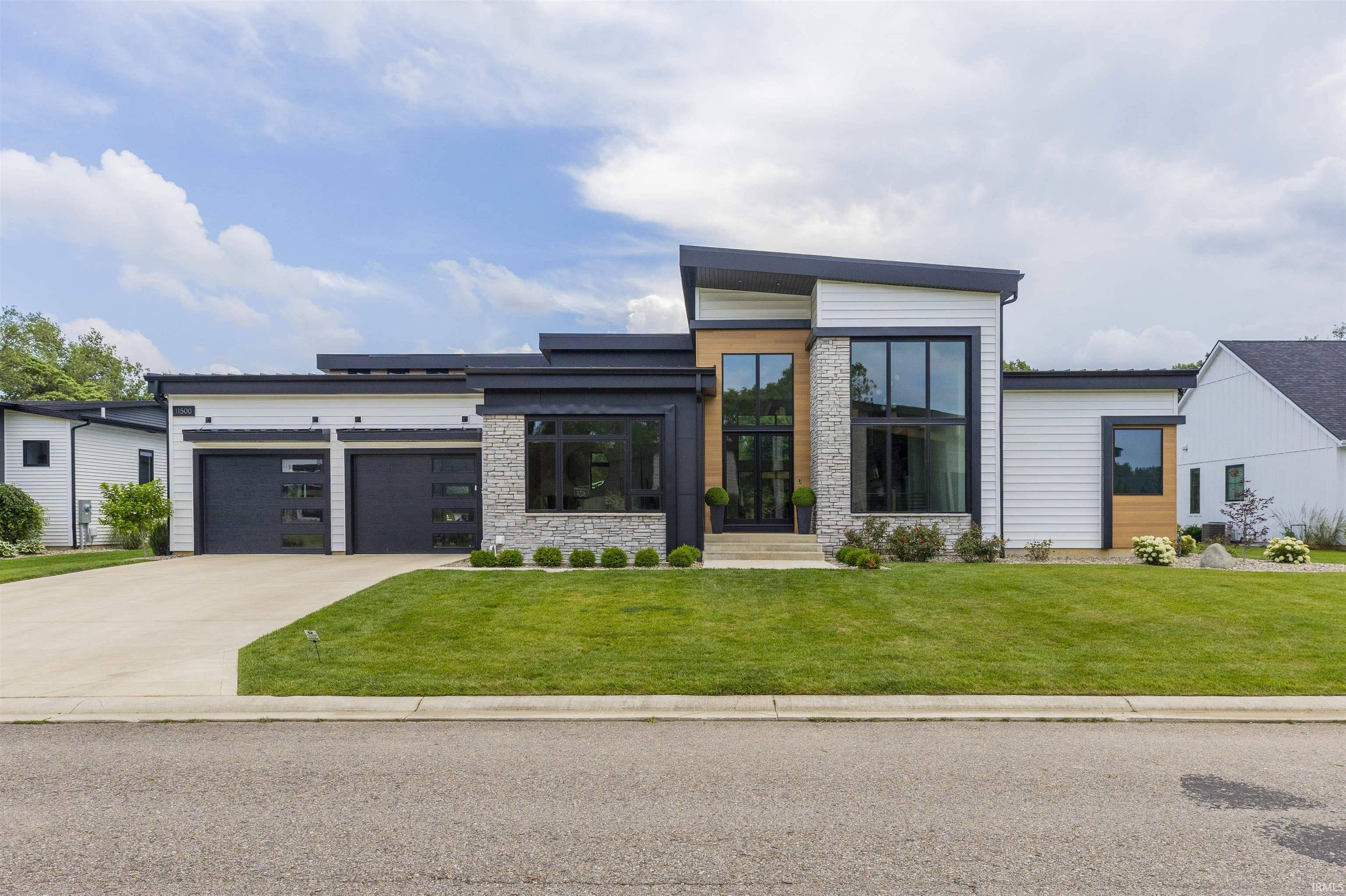 11500 Greyson Alan Drive, Granger, IN 46530