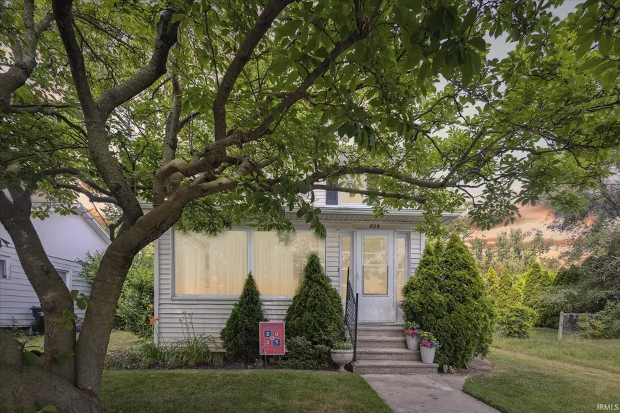829 S 29Th Street, South Bend, IN 46615-2239