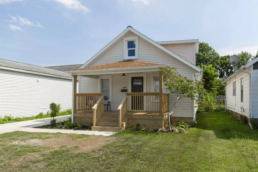 2005 W 6th Street, Mishawaka, IN 46544