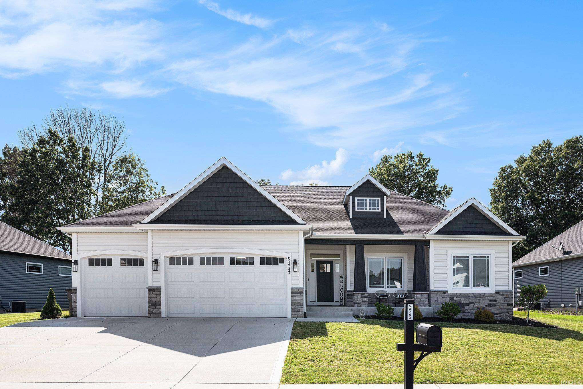 54743 Salem Farms Court, Osceola, IN 46561-8767
