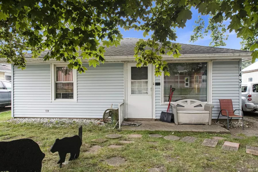 1431 E Dayton Street, South Bend, IN 46613