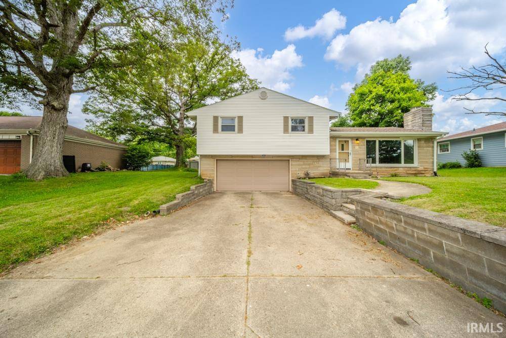1234 Forest Drive, New Castle, IN 47362-1911