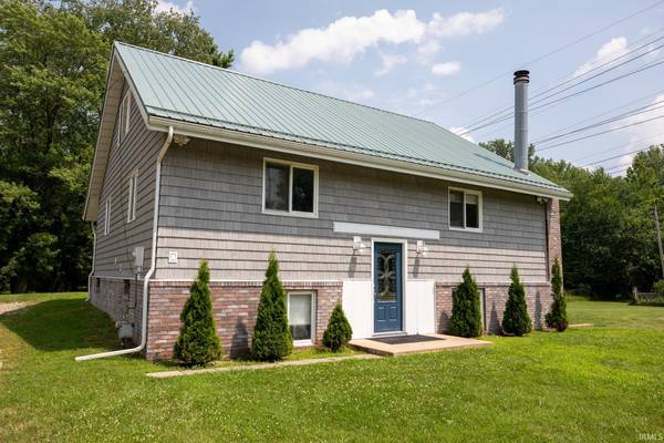 401 Lynn Avenue, Plymouth, IN 46563-2550