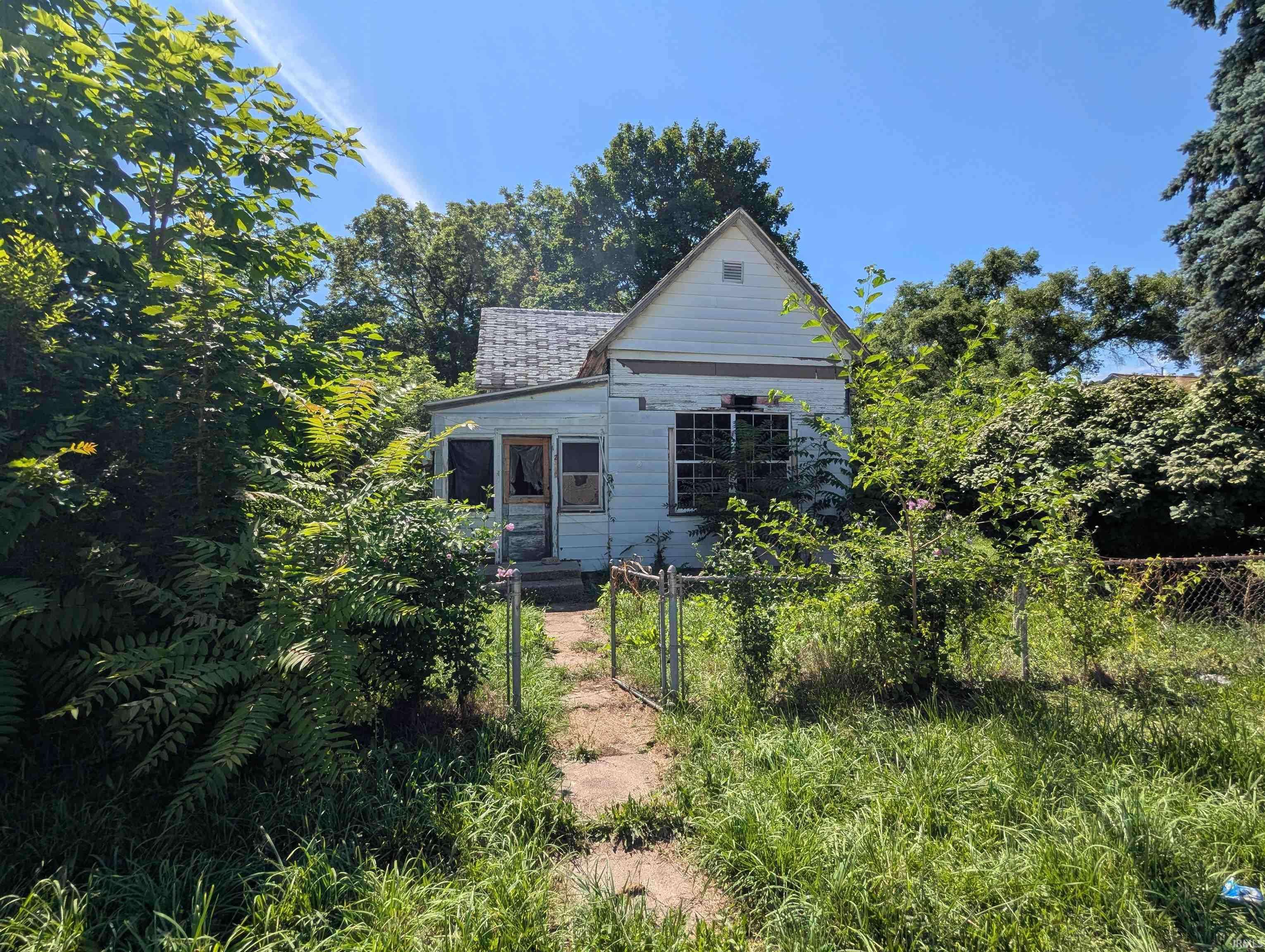 2910 S Brownlee Street, Marion, IN 46953-3788