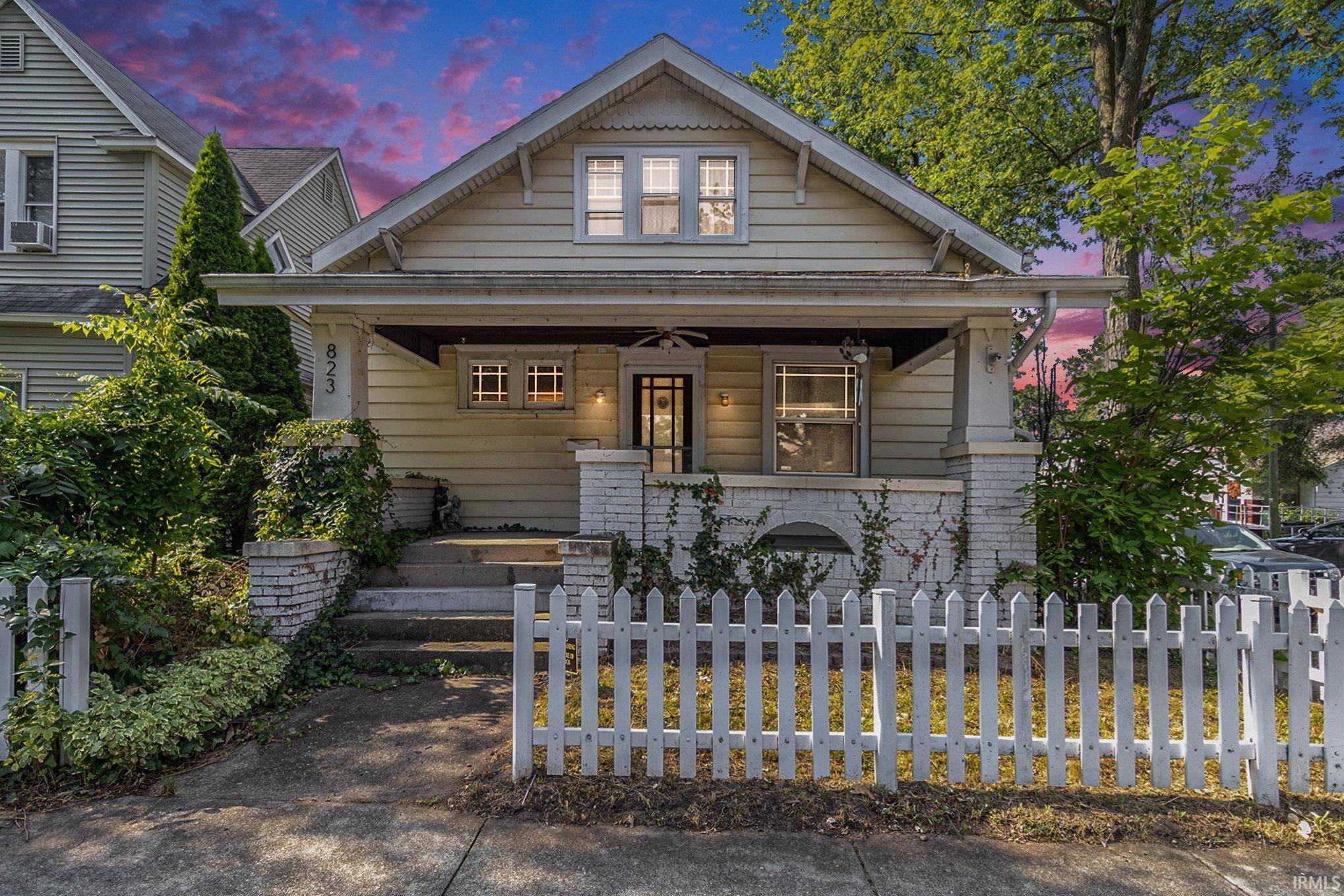 823 Bower Street, Elkhart, IN 46514-2544