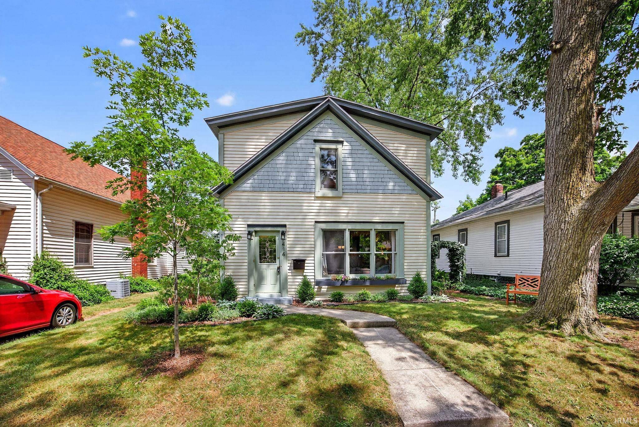 414 N Wenger Avenue, Mishawaka, IN 46544-2520