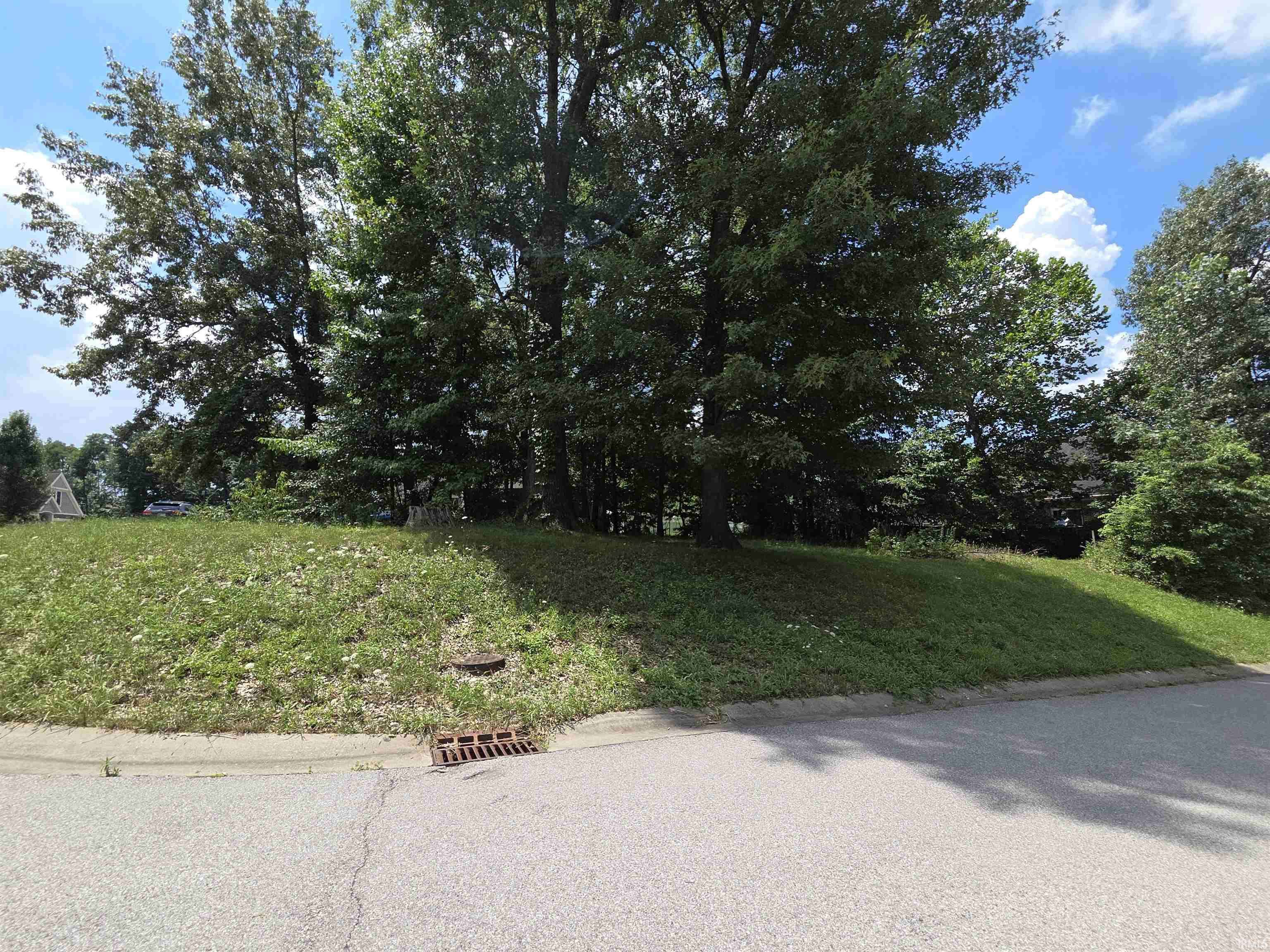 8206 Bucks Lane, Evansville, IN 47710