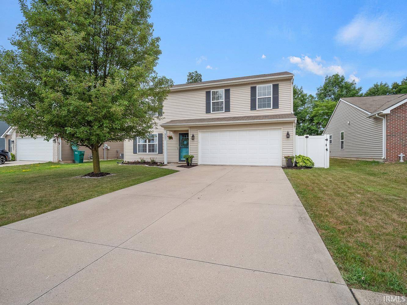 2527 Painted Desert Run, Fort Wayne, IN 46808-3557