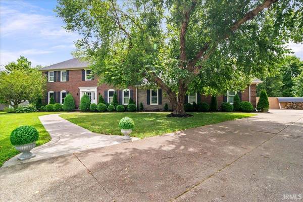 7861 Brookridge Court, Evansville, IN 47715-7121