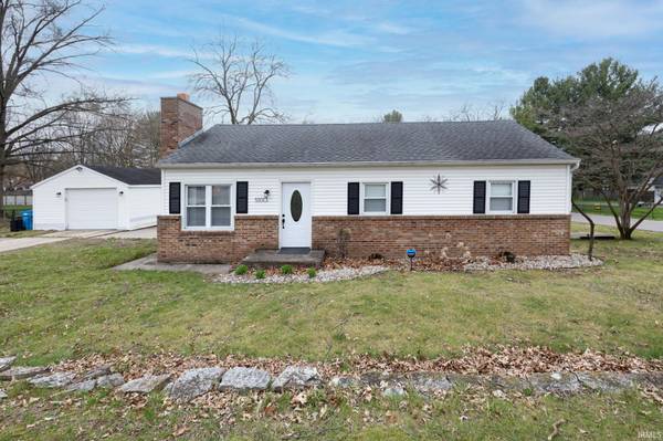 51013 Hollyhock Road, South Bend, IN 46637