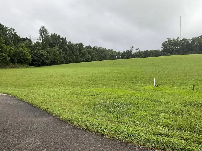 2092 E Charles Way, Bloomington, IN 47401