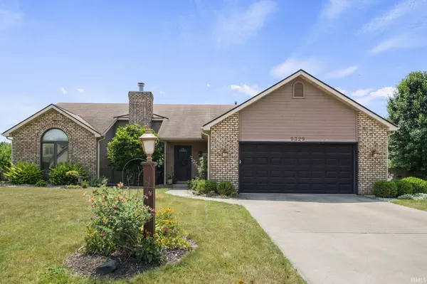 9329 White Shell Drive, Fort Wayne, IN 46804