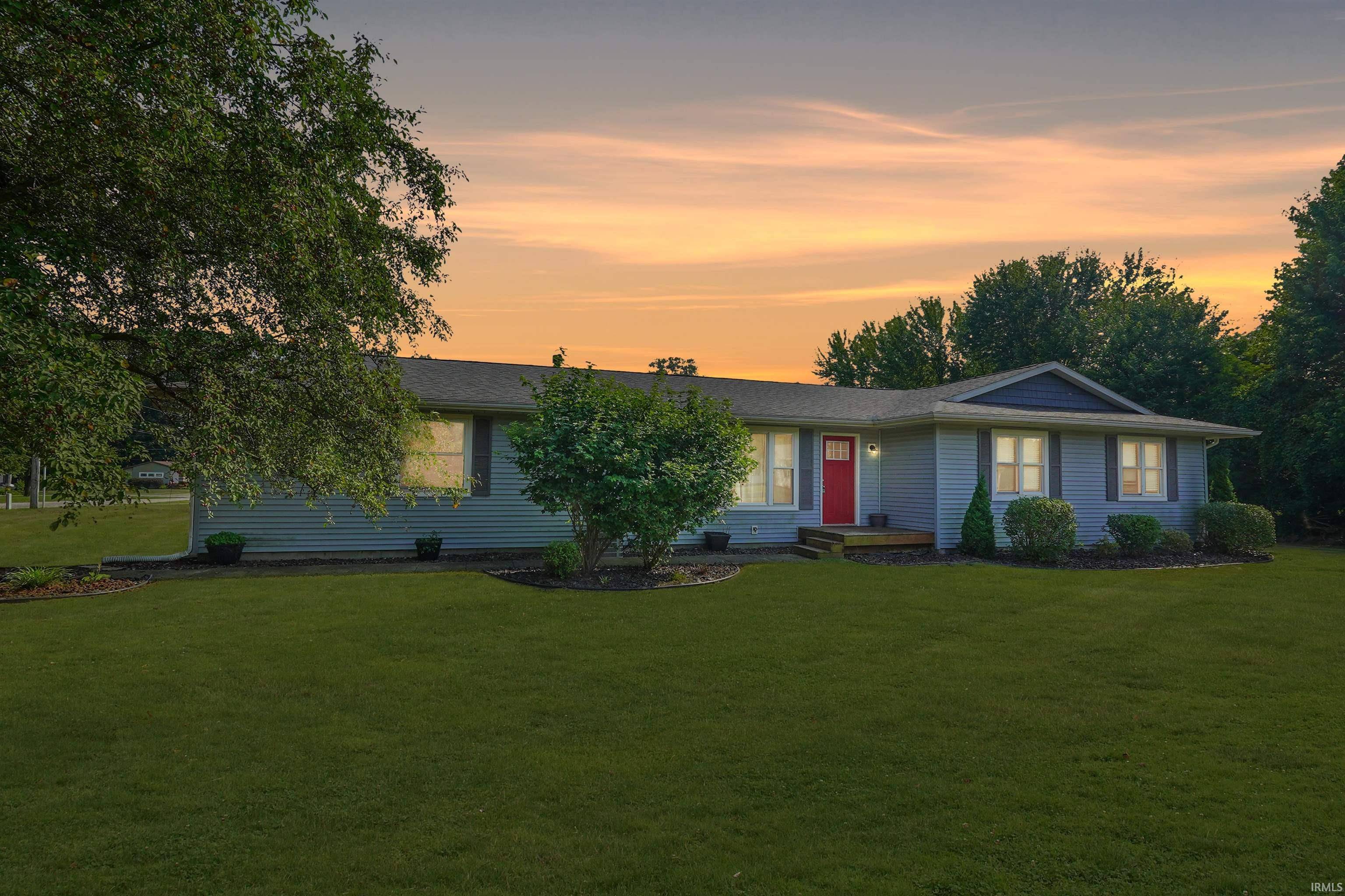 1947 E Wade Road, Warsaw, IN 46580