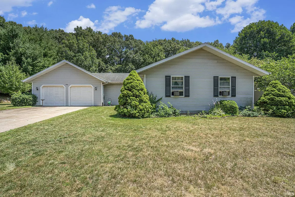 Middlebury, IN 46540,510 Redbud Lane