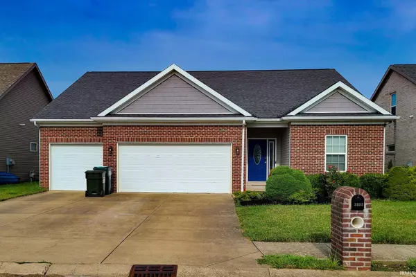 3693 ARBOR POINTE Drive, Newburgh, IN 47630