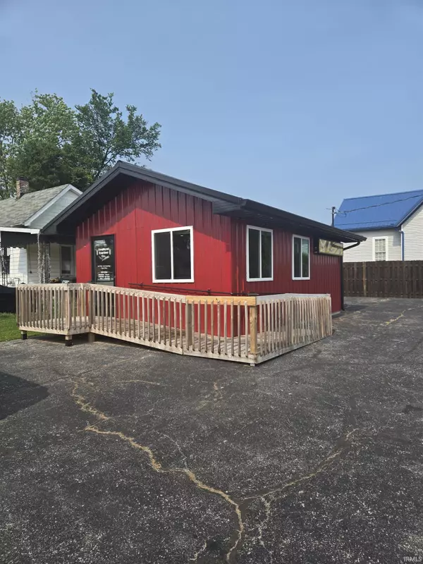 1323 5th Street, Bedford, IN 47421