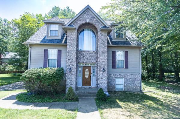 10199 Outer Lincoln Avenue, Newburgh, IN 47630-7630